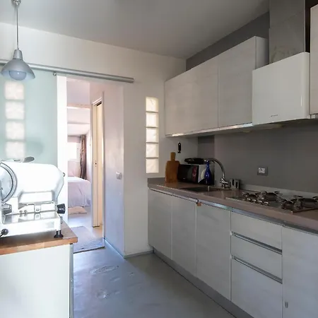 Panoramic Trastevere شقة *